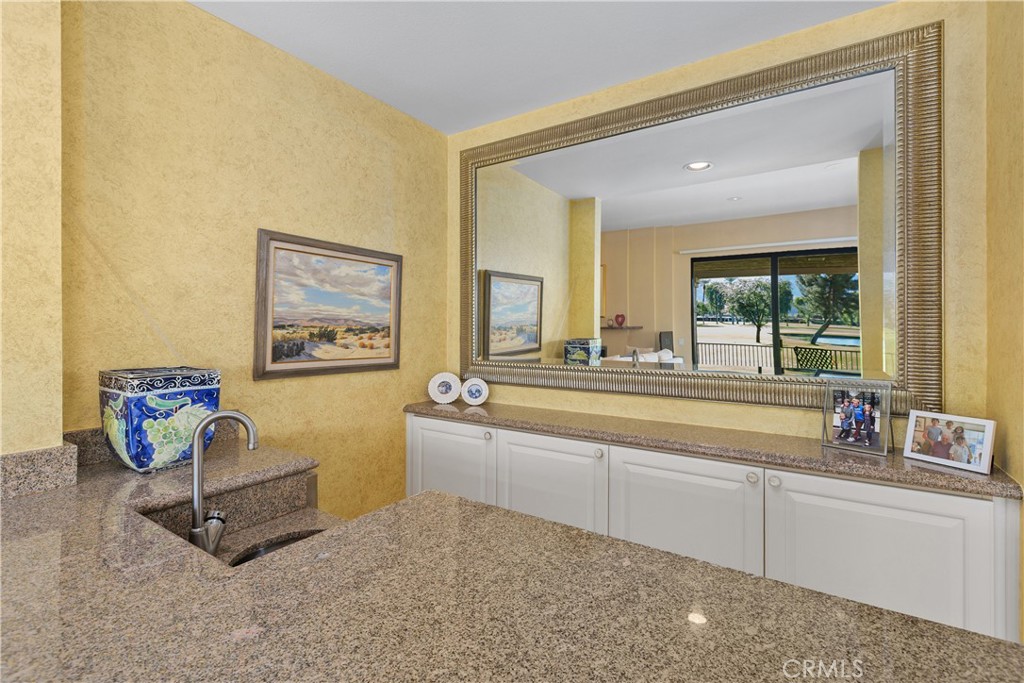 MLS #OC25252368 image #9