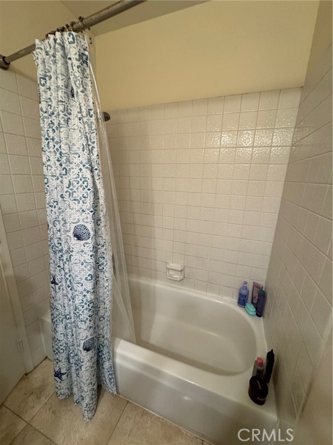 Detail Gallery Image 26 of 28 For 2508 C N Tustin, Santa Ana,  CA 92705 - 3 Beds | 2/1 Baths