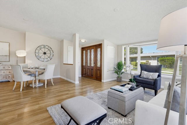 Detail Gallery Image 6 of 26 For 13580 Cedar Crest Ln 110l,  Seal Beach,  CA 90740 - 2 Beds | 1/1 Baths