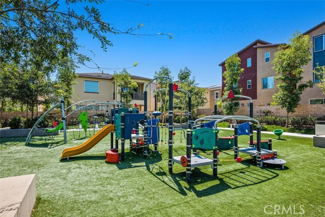 Detail Gallery Image 45 of 50 For 554 Catalonia, Lake Forest,  CA 92630 - 4 Beds | 4 Baths
