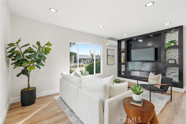 Detail Gallery Image 5 of 20 For 3435 Olive, Long Beach,  CA 90807 - 2 Beds | 1 Baths