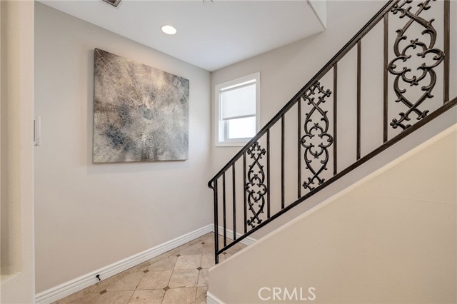 604 Manhattan Beach Boulevard, Manhattan Beach CA: https://media.crmls.org/medias/37aa99d4-005a-4686-a1d2-936d65972a71.jpg