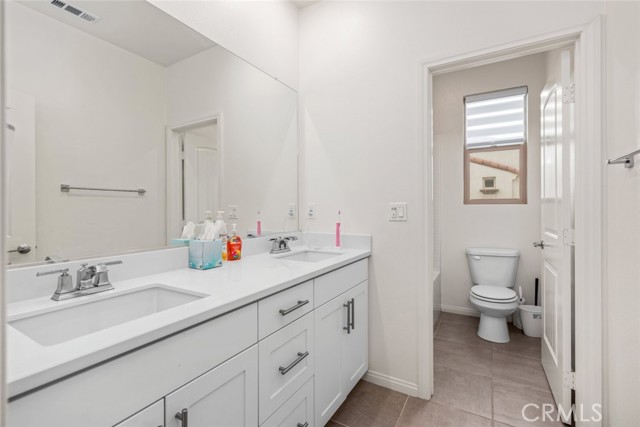 Detail Gallery Image 12 of 22 For 1945 S Pepper Tree Ln, San Bernardino,  CA 92408 - 3 Beds | 2/1 Baths