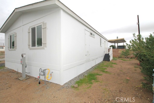 Detail Gallery Image 4 of 29 For 35475 National Trails Hwy #1 #1,  Daggett,  CA 92327 - 3 Beds | 2 Baths