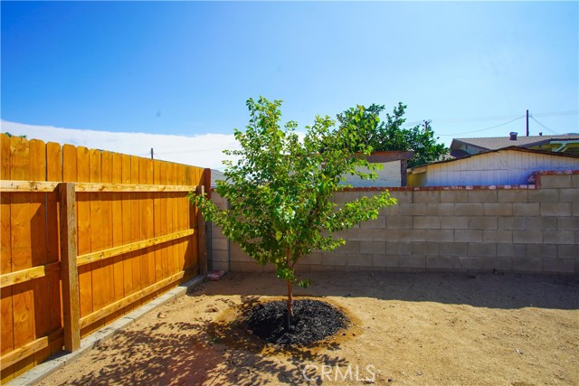 33140 Hill, Lake Elsinore CA: https://media.crmls.org/medias/37ab1370-2136-44ff-82f2-086c45acd32f.jpg