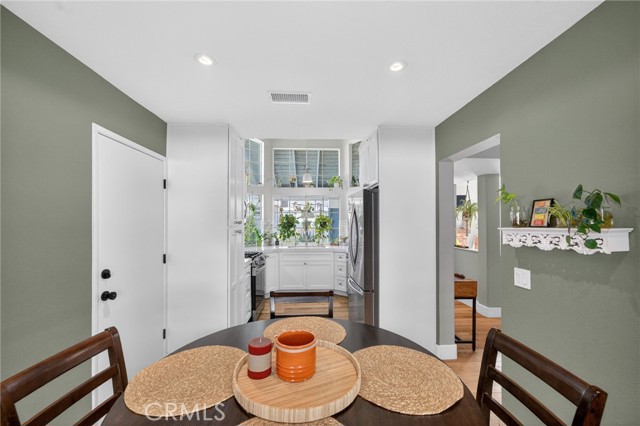 Detail Gallery Image 14 of 47 For 31399 Paseo De Las Olas, Temecula,  CA 92592 - 4 Beds | 2 Baths