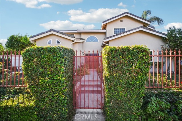 Detail Gallery Image 2 of 36 For 6613 Gaviota Ave, Van Nuys,  CA 91406 - 3 Beds | 2/1 Baths