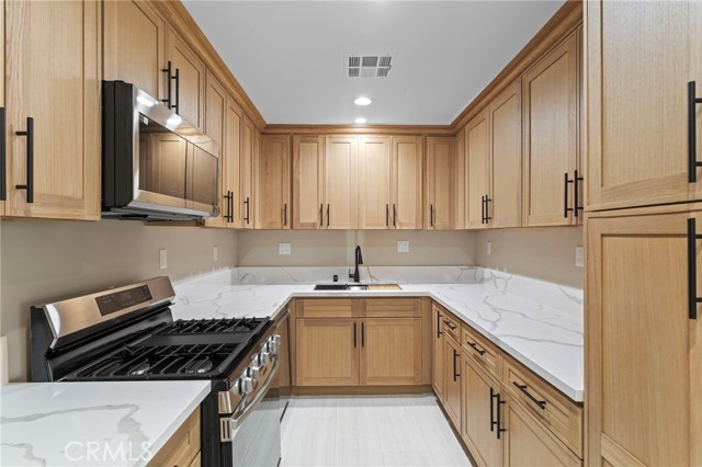 Detail Gallery Image 9 of 40 For 15591 El Centro, Hesperia,  CA 92345 - 3 Beds | 1 Baths