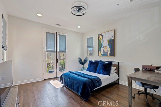 Detail Gallery Image 20 of 46 For 9 Spanish Moss, Irvine,  CA 92602 - 6 Beds | 5 Baths