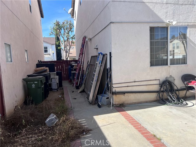 2005 E 120th Street, Los Angeles CA: https://media.crmls.org/medias/37ad960b-774b-4c76-8161-408fa5603070.jpg