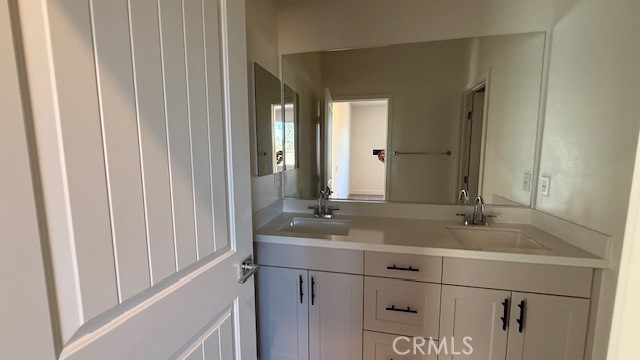 Detail Gallery Image 12 of 13 For 5829 Saddlehorn Ln, Jurupa Valley,  CA 92509 - 4 Beds | 3 Baths