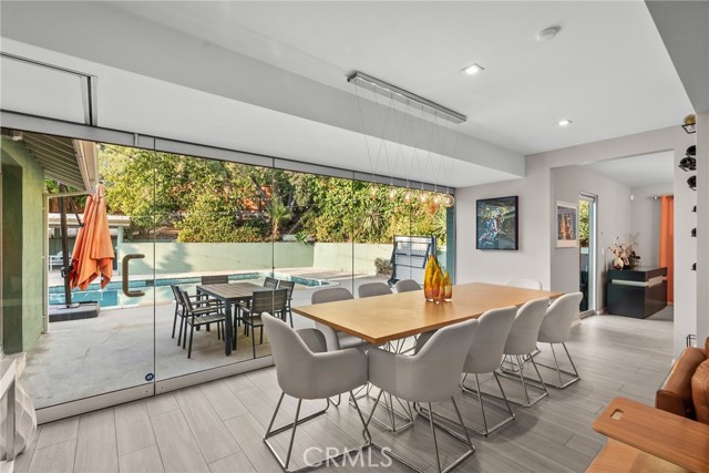 3051 Gertrude Avenue, La Crescenta CA: https://media.crmls.org/medias/37ae3dac-0f38-4f9b-a363-ed9b08429dfe.jpg