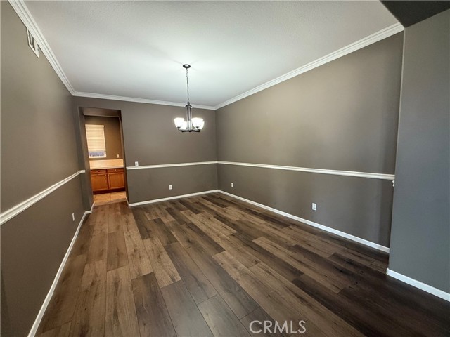 Detail Gallery Image 8 of 34 For 1264 Reisling, Perris,  CA 92571 - 5 Beds | 3 Baths