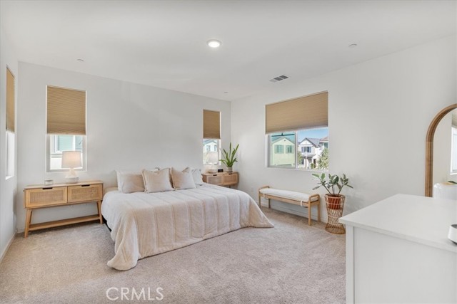 Image 13 of 25 For 16452 Globetrotter Avenue