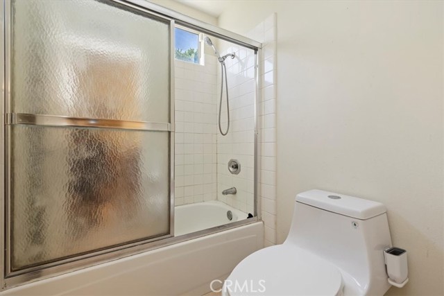 10854 Beltramo Circle, Riverside CA: https://media.crmls.org/medias/37af5bb4-f8d0-4fbb-914c-c6e67fcb9950.jpg