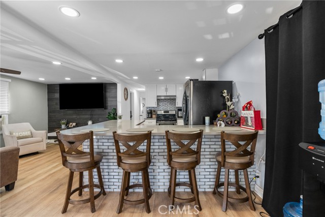 12401 filmore, Sylmar CA: https://media.crmls.org/medias/37afe4f2-9d24-49c2-996c-ad2ee5b5b8f5.jpg