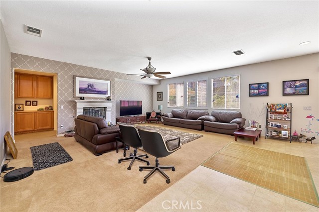 Detail Gallery Image 16 of 68 For 2106 Tangerine, Palmdale,  CA 93551 - 5 Beds | 4 Baths