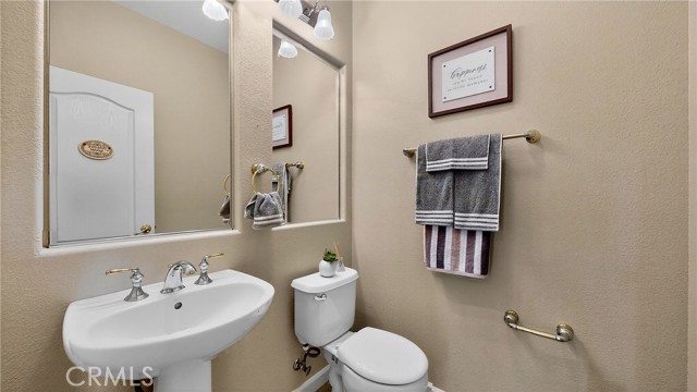 Detail Gallery Image 37 of 63 For 4102 Windrose, Turlock,  CA 95382 - 4 Beds | 2/1 Baths