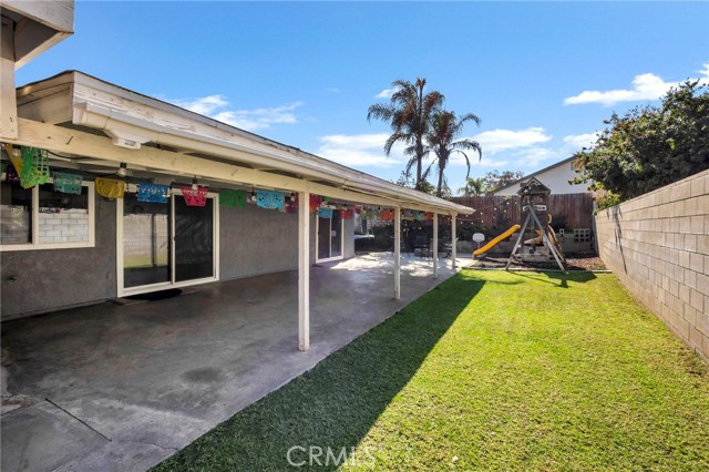 Detail Gallery Image 24 of 38 For 10022 Chula Vista Way, Riverside,  CA 92503 - 4 Beds | 2 Baths