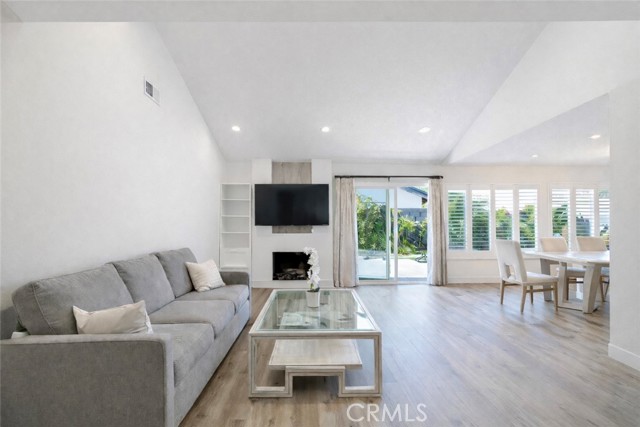 Detail Gallery Image 14 of 22 For 9543 Andover Cir, Fountain Valley,  CA 92708 - 3 Beds | 2 Baths