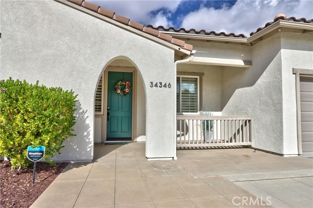 Detail Gallery Image 4 of 52 For 34346 Lamborn St, Temecula,  CA 92592 - 4 Beds | 3/1 Baths