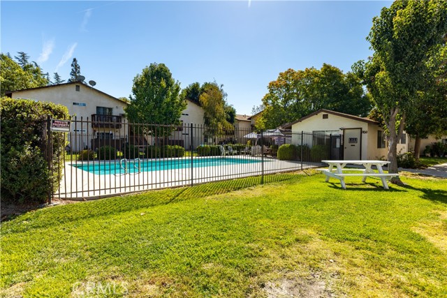 Detail Gallery Image 22 of 39 For 7408 Santa Ysabel Ave #F,  Atascadero,  CA 93422 - 2 Beds | 1 Baths