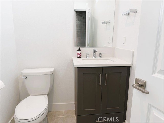 Detail Gallery Image 28 of 48 For 27508 Golden Currant Pl, Valencia,  CA 91381 - 5 Beds | 4/1 Baths
