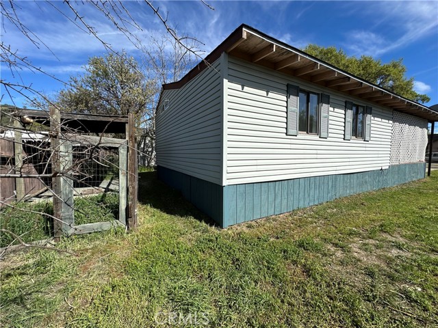 Detail Gallery Image 20 of 21 For 12880 4th, Clearlake Oaks,  CA 95423 - 2 Beds | 2 Baths