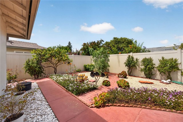 2525 Neptune Place photo 35