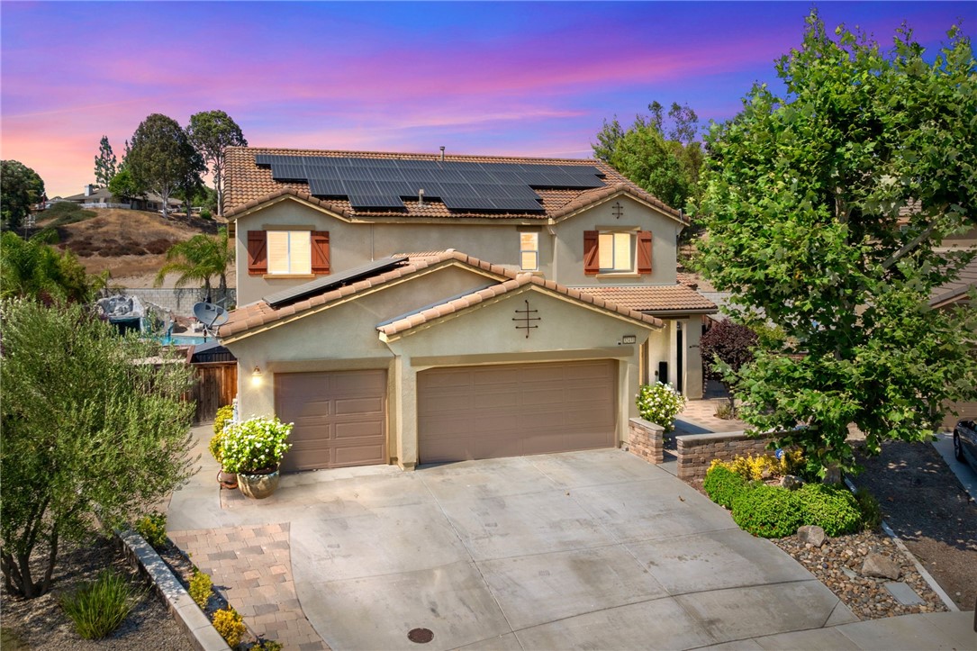 Detail Gallery Image 3 of 74 For 32431 Oak Hollow Ct, Wildomar,  CA 92595 - 6 Beds | 4/1 Baths