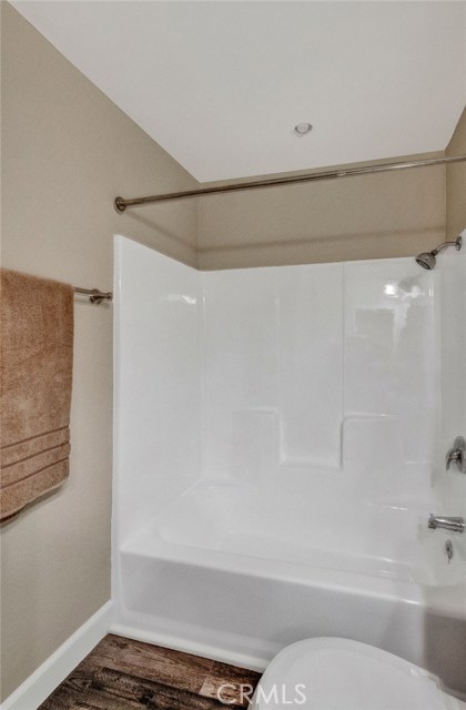 Image 16 for 420 Villa CT #105