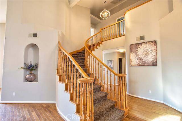 Detail Gallery Image 3 of 57 For 31384 Corte Tunas, Temecula,  CA 92592 - 5 Beds | 3 Baths