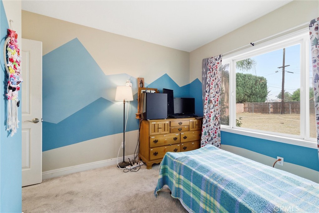 MLS #OC25259538 image #15