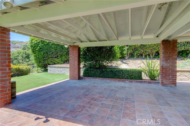4814 Falcon Rock Place, Rancho Palos Verdes CA: https://media.crmls.org/medias/37b592fa-6eff-4059-86a5-fda0329e0ac7.jpg