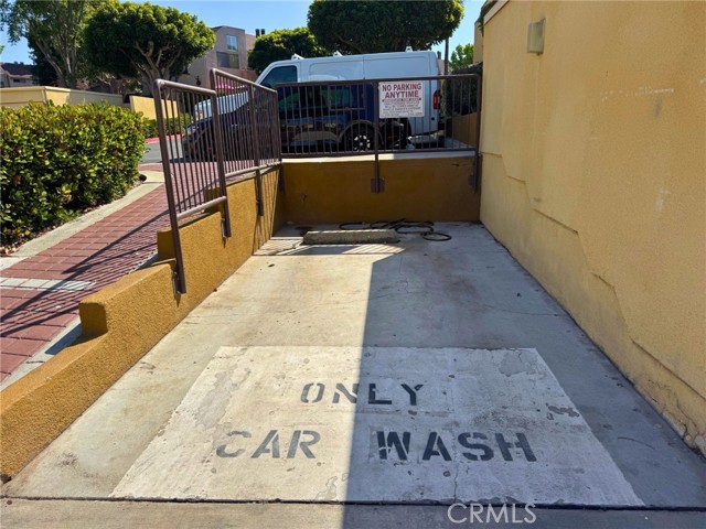 25712 Le Parc, Lake Forest CA: https://media.crmls.org/medias/37b59774-ab02-4a8a-b608-27e2097f7bc4.jpg