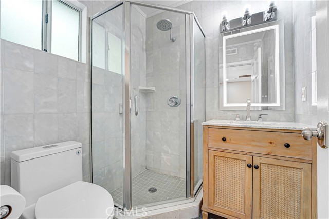 Detail Gallery Image 29 of 34 For 9817 La Rosa, Temple City,  CA 91780 - 4 Beds | 3 Baths