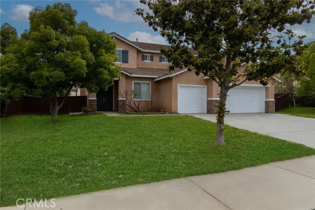 8348 Barnwood Lane, Riverside CA: https://media.crmls.org/medias/37b7c173-d93d-451c-b0fc-3fb472352f0b.jpg