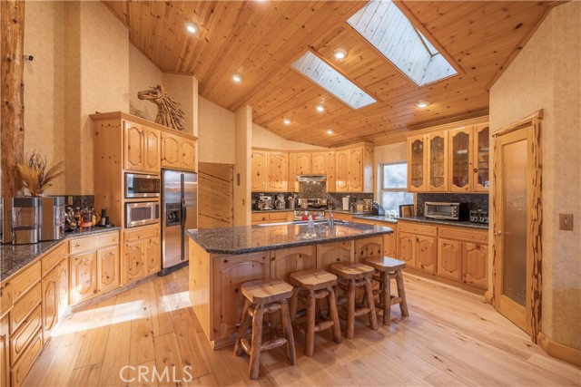 Image 15 of 50 For 1901 State Court