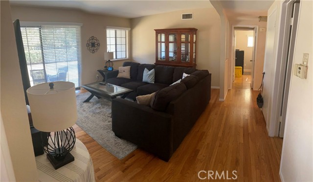 16244 Minnehaha Street photo 3