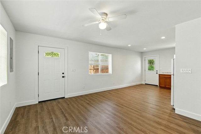4041 57TH STREET, Sacramento CA: https://media.crmls.org/medias/37b88118-4dea-44ad-b53a-eace5adceefc.jpg