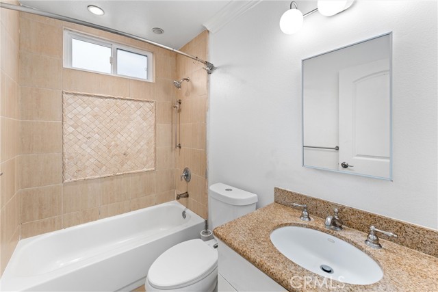 3604 Westwood Boulevard, Los Angeles CA: https://media.crmls.org/medias/37b8e41a-e3dc-40dc-8b0f-260854f34630.jpg