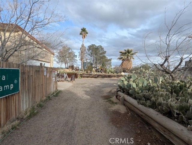 Detail Gallery Image 3 of 4 For 32203 Prairie Ave, Barstow,  CA 92311 - 5 Beds | 4 Baths