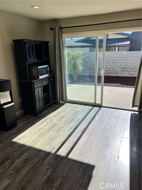 Detail Gallery Image 8 of 20 For 866 N Eucalyptus, Rialto,  CA 92376 - 3 Beds | 2 Baths