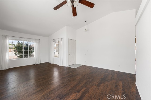 Detail Gallery Image 6 of 45 For 3742 Hickory Ct, Rosamond,  CA 93560 - 3 Beds | 2 Baths