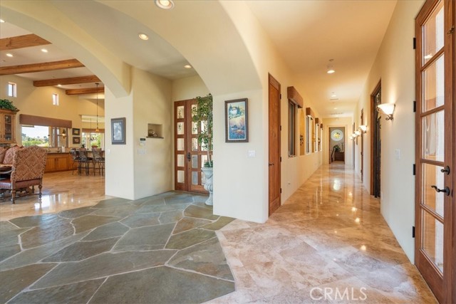 1917 Santa Margarita Drive, Fallbrook CA: https://media.crmls.org/medias/37bc9255-8dca-40a9-9687-0c24fb119932.jpg