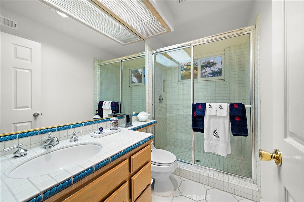 37bcb187 A004 438f B8cd A335c9a5de2b