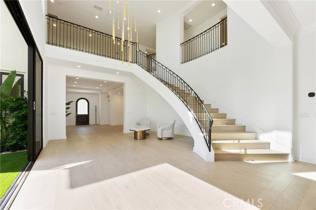 Detail Gallery Image 3 of 66 For 20448 W Liverpool Way, Porter Ranch,  CA 91326 - 5 Beds | 6 Baths