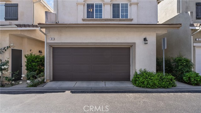9001 Owensmouth Avenue, 3 photo 2