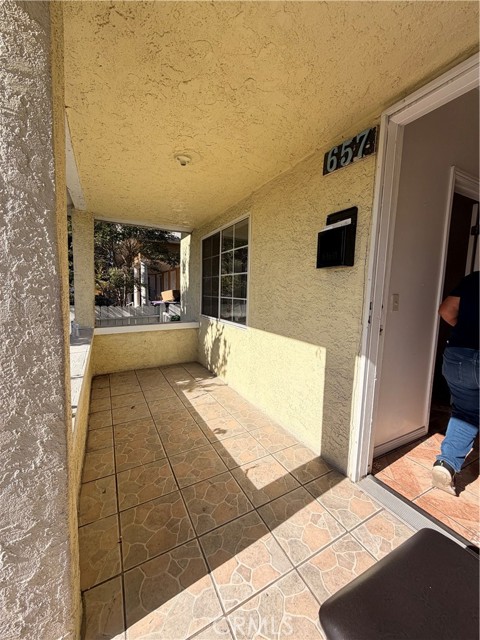 Detail Gallery Image 6 of 7 For 657 E 53rd, Los Angeles,  CA 90011 - – Beds | – Baths