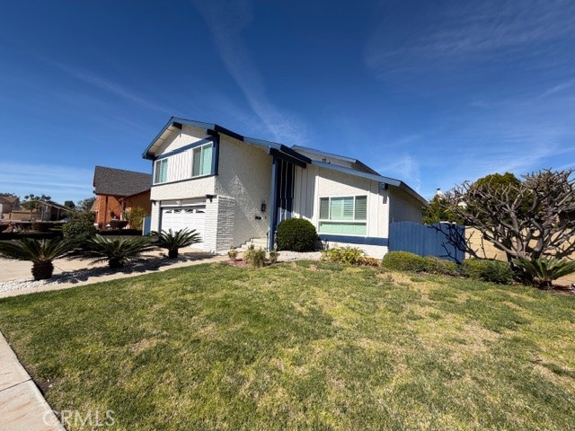 Detail Gallery Image 2 of 2 For 2221 E Nyon, Anaheim,  CA 92806 - 4 Beds | 2/1 Baths